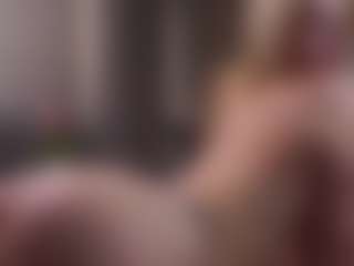 Live cam show with AlodiaGanter - Blonde Hair on Uber Horny