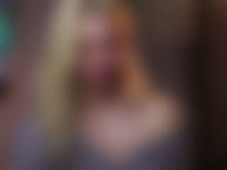 Live cam show with AlodiaGanter - Gray Eyes on Cam Slut