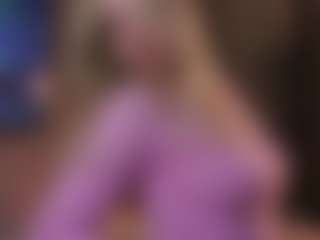 Live cam show with AlodiaGanter - Smoking on xxxlivecams.org