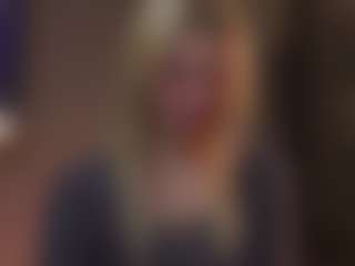 Live cam show with AlodiaGanter - Smoking on madthumbs