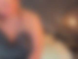 Live cam show with andre-soto - Blonde Hair on Soda Cam
