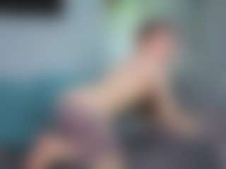 Live cam show with Donna - Thin on Hubzter Live