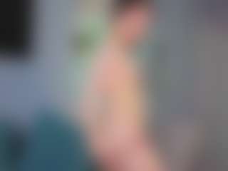 Live cam show with Donna - Thin on Camming Site