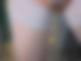 Live cam show with Donna - Thin on Camming Site