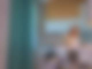 Live cam show with Donna - Raven Hair on Camsoda