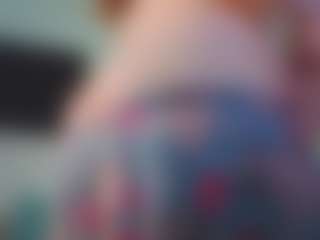 Live cam show with Donna - Raven Hair on Streamer API