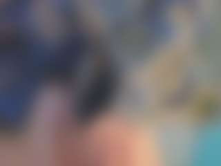 Live cam show with Donna - Raven Hair on Camsoda