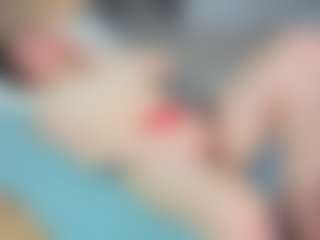 Live cam show with Donna - Thin on livesexfox.com