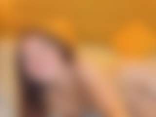 Live cam show with KetrinWhitee - Flashing on Camsoda