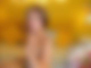 Live cam show with KetrinWhitee - Flashing on Camsoda