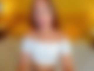 Live cam show with KetrinWhitee - Brown Hair on SxyPornLive