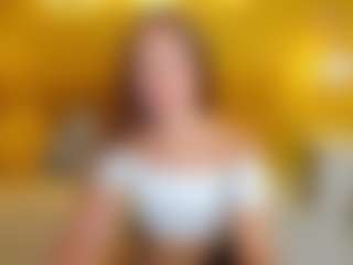 Live cam show with KetrinWhitee - Lovense Brown Hair on Camsoda