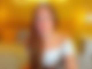 Live cam show with KetrinWhitee - Strip Brown Hair on liverealitysex.com