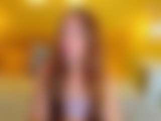 Live cam show with KetrinWhitee - Fingering on Soda Cam