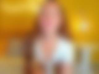 Live cam show with KetrinWhitee - Flashing on crypto-cams