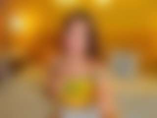 Live cam show with KetrinWhitee - Body Massage on googirlz