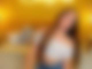 Live cam show with KetrinWhitee - Spank on Hubzter Live