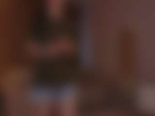 Live cam show with LynetteBails - Privateshow on intimatelivegirls.com