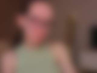 Live cam show with LynetteBails - Smart on Milfs Live