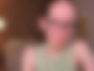 Live cam show with LynetteBails - Yoga on friskycurves.com
