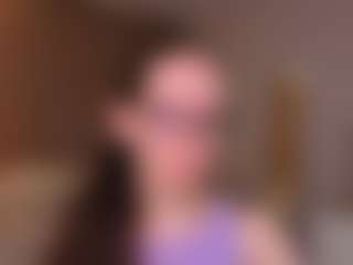 Live cam show with LynetteBails - Yoga on googirlz