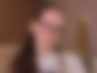Live cam show with LynetteBails - Suck on Camsoda
