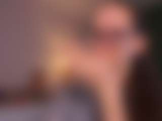 Live cam show with LynetteBails - Suck on Camsoda