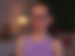 Live cam show with LynetteBails - Smart on luckytryst.com