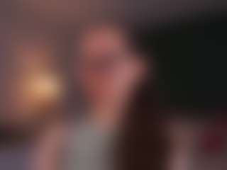 Live cam show with LynetteBails - Joi on hrnylive.com