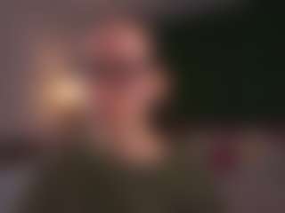 Live cam show with LynetteBails - College on madthumbs