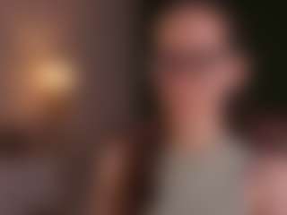 Live cam show with LynetteBails - Yoga on StripNow