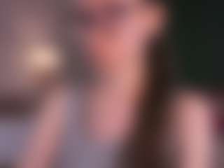 Live cam show with LynetteBails - Sweet on TastyBlacksLive