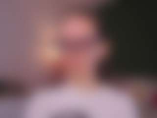 Live cam show with LynetteBails - Suck on CamSodaAdn