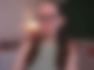 Live cam show with LynetteBails - Suck on fapnchat