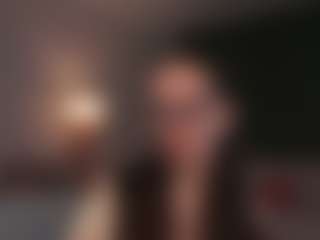 Live cam show with LynetteBails - Smart on SpunkLive