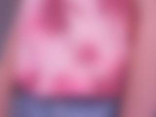 Live cam show with LynetteBails - Suck on Camsoda