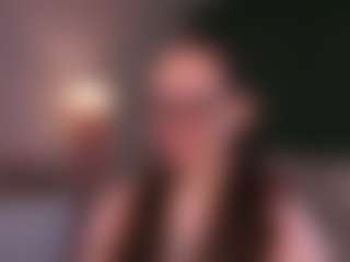 Live cam show with LynetteBails - Yoga on CSO-WL