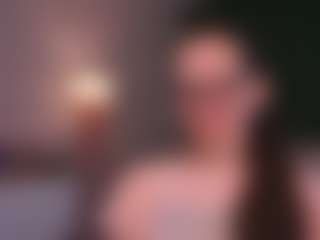 Live cam show with LynetteBails - Sweet on SpankPalCams