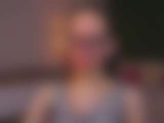 Live cam show with LynetteBails - Suck on CSO-WL