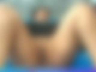 Live cam show with perla-mature - Camel Toe on hrnylive.com