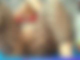 perla-mature MILF webcam performer live streaming