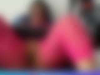 Live cam show with perla-mature - Camel Toe on StripNow