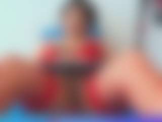 perla-mature MILF webcam performer live streaming