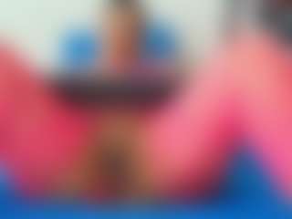 Live cam show with perla-mature - Thick on Mixed Magazine Live