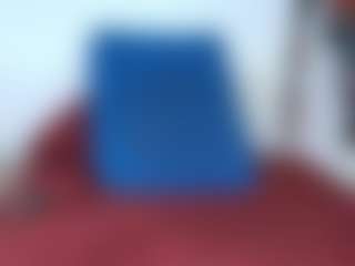 perla-mature MILF webcam performer live streaming