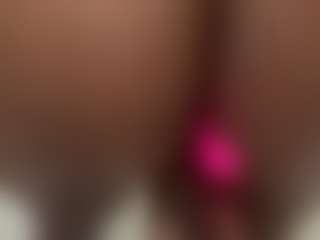 Live cam show with 10Natural - Black Toys on camwithhim.com
