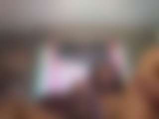 Live cam show with 10Natural - Dildo on CamClone