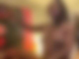 10Natural's Live Sex Cam Show