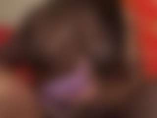 Live cam show with 10Natural - Ebony Shaved Pussy on nudelive.tv
