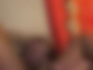 Live cam show with 10Natural - BBW on madthumbs